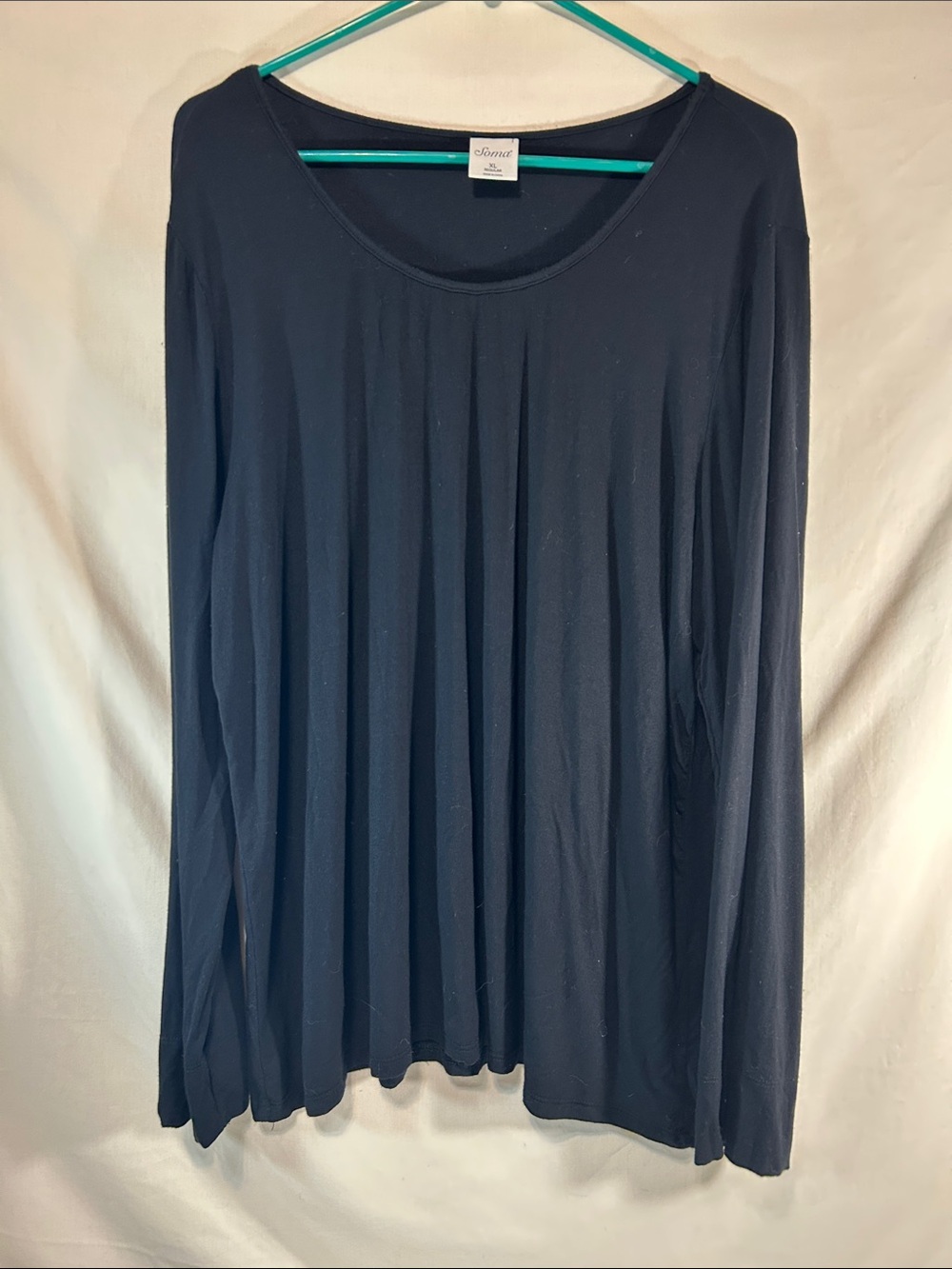 Soma Women’s Black Long-Sleeve Scoop Neck Top